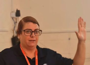 Curso de práticas de limpeza no ambiente de saúde. 